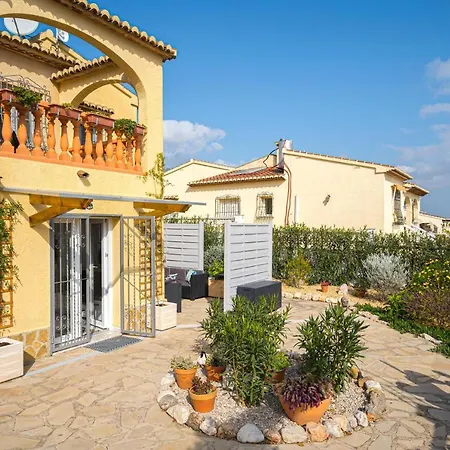 Apartment La Mandarina Orba