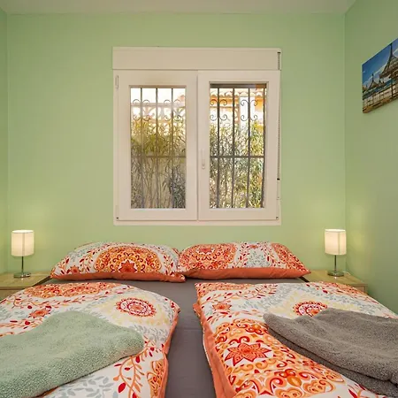 Apartment La Mandarina Orba